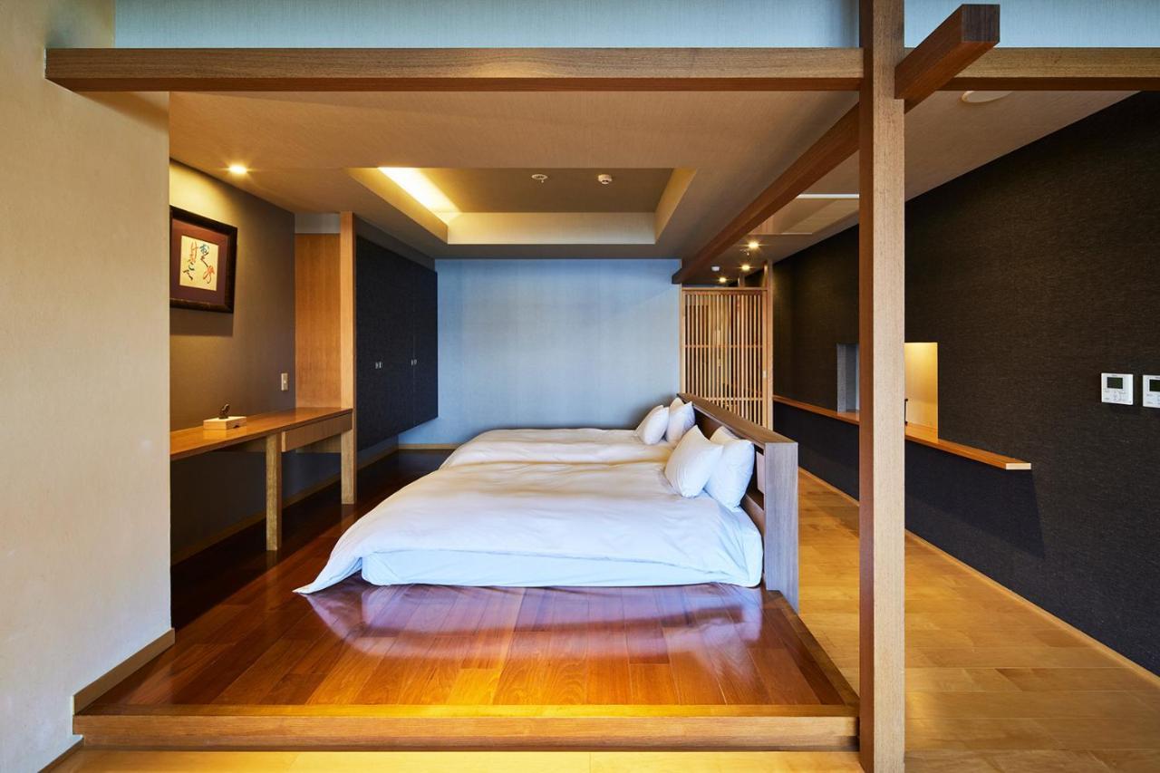Hotel Itsukushima Iroha à Hatsukaichi Extérieur photo