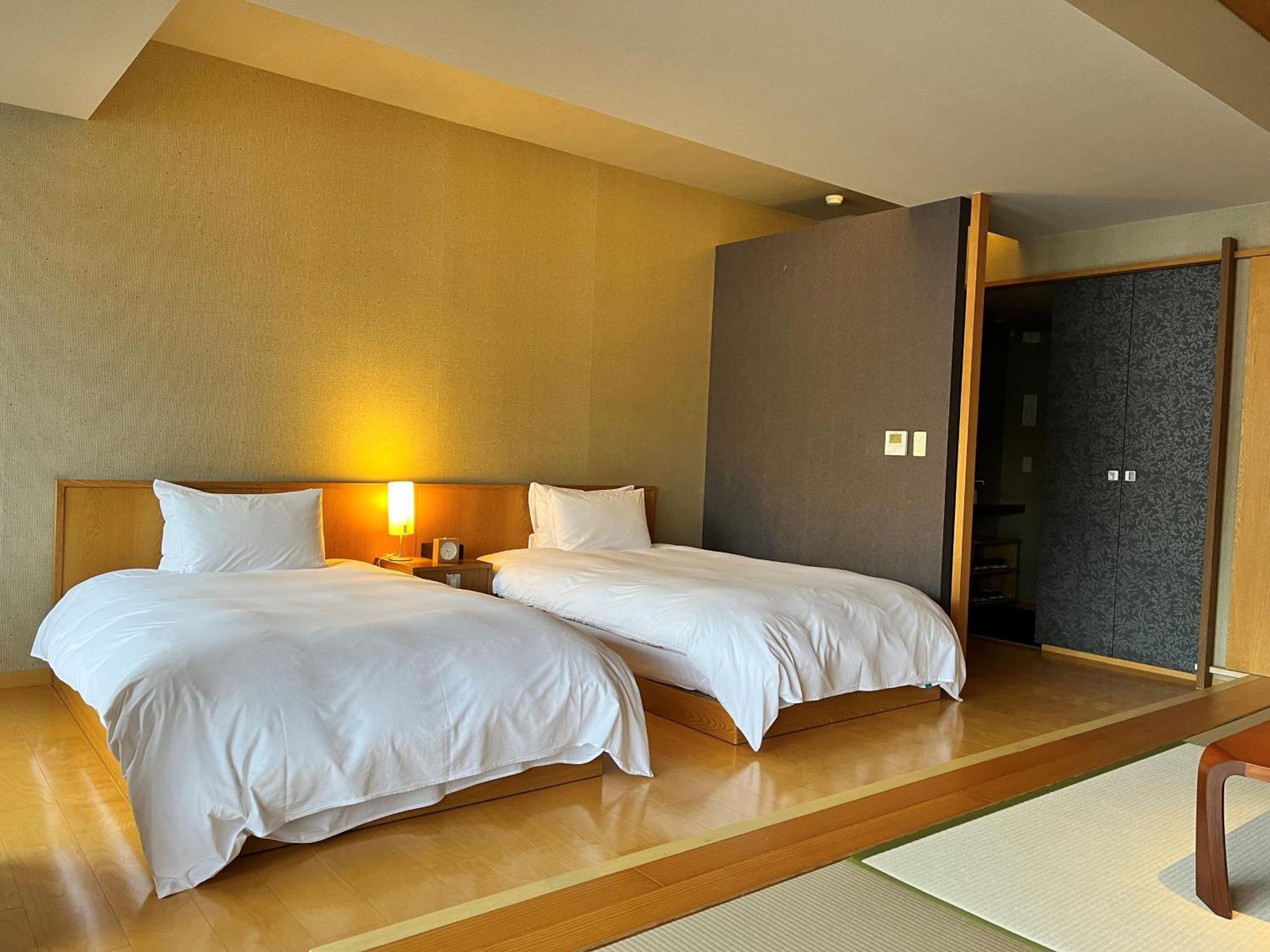 Hotel Itsukushima Iroha à Hatsukaichi Extérieur photo